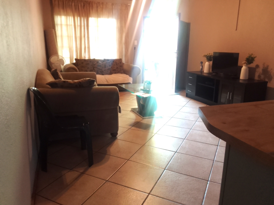 3 Bedroom Property for Sale in Geelhoutpark North West